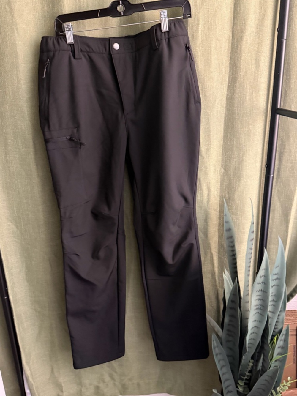 Men's Black Cargo Pants with Zip Pockets